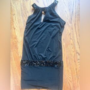 Black bodycon dress